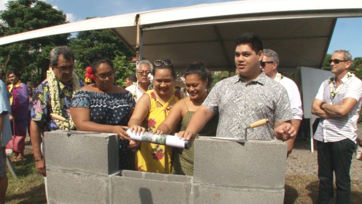 Les horaires des bus pour l'Université • TNTV Tahiti Nui Télévision