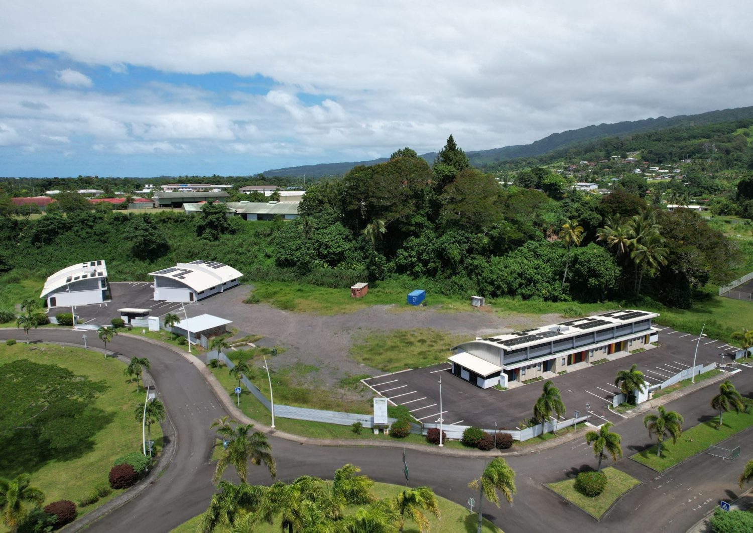 Varatea Industrial Zone has found 8 new tenants • TNTV Tahiti Nui Télévision
