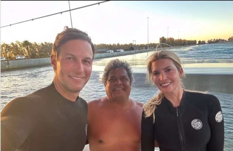 Raimana surf 2025
